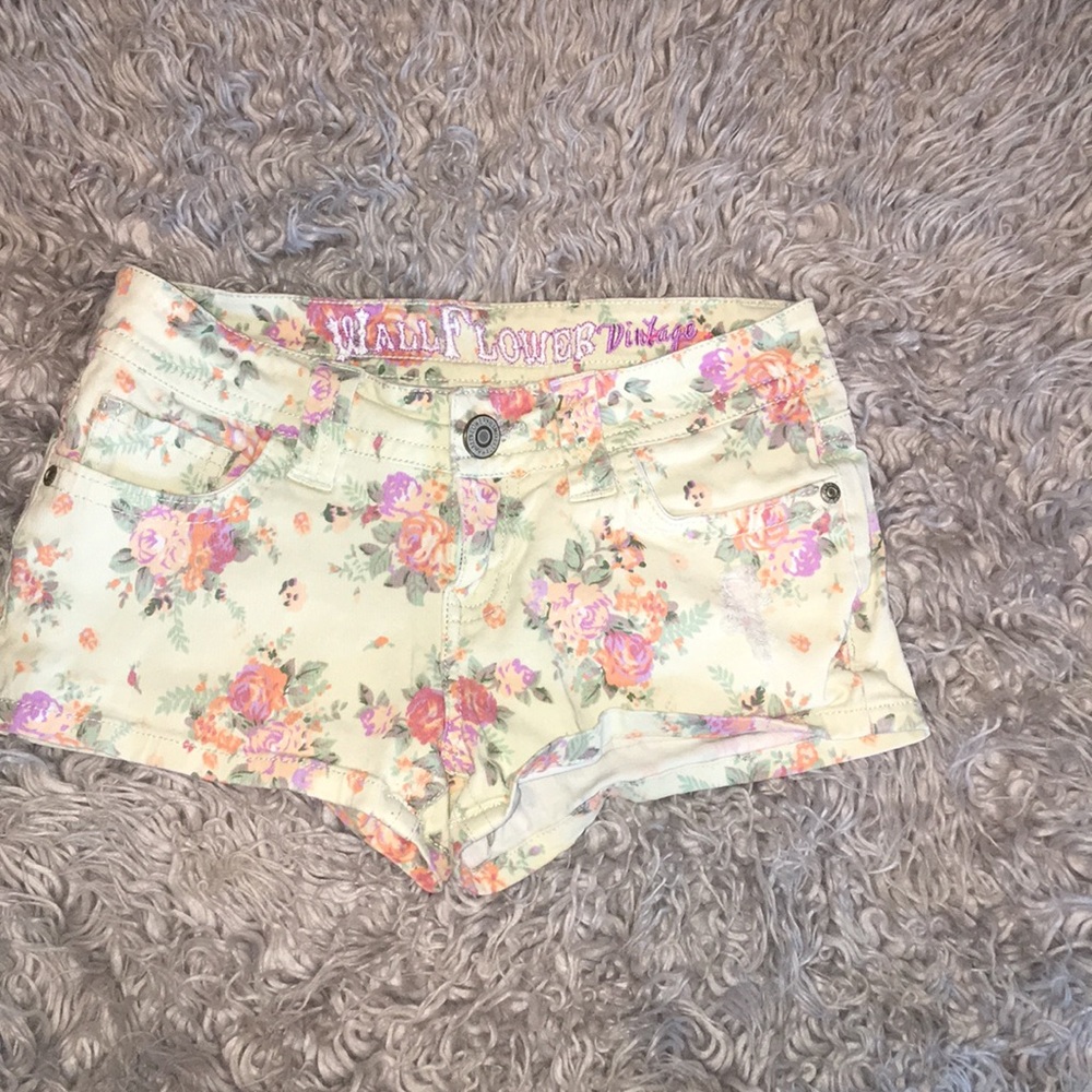 Wallflower vintage shorts
